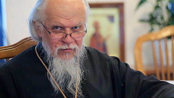 Епископ Пантелеимон благодарит крупного жертвователя за помощь «Милосердию»